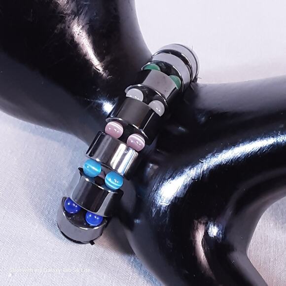 Gun Metal Stretch Bracelet With Multicolor Tiger's Eye Beads - Picture 2 of 7